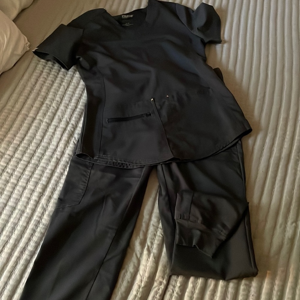 Scrubstar  jogger set